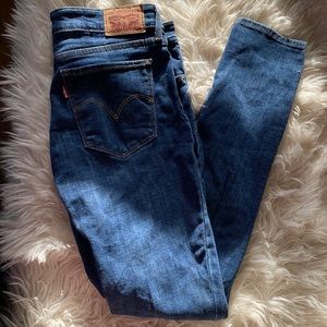 Levis 711 Skinny